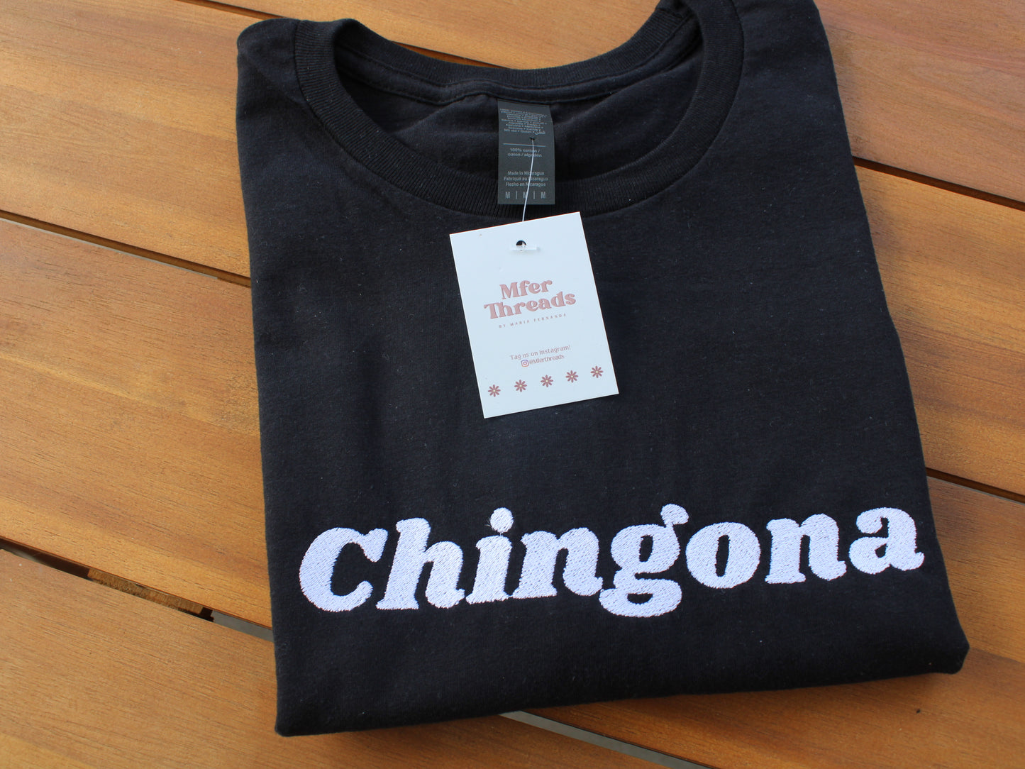 Chingona embroidered T-shirt