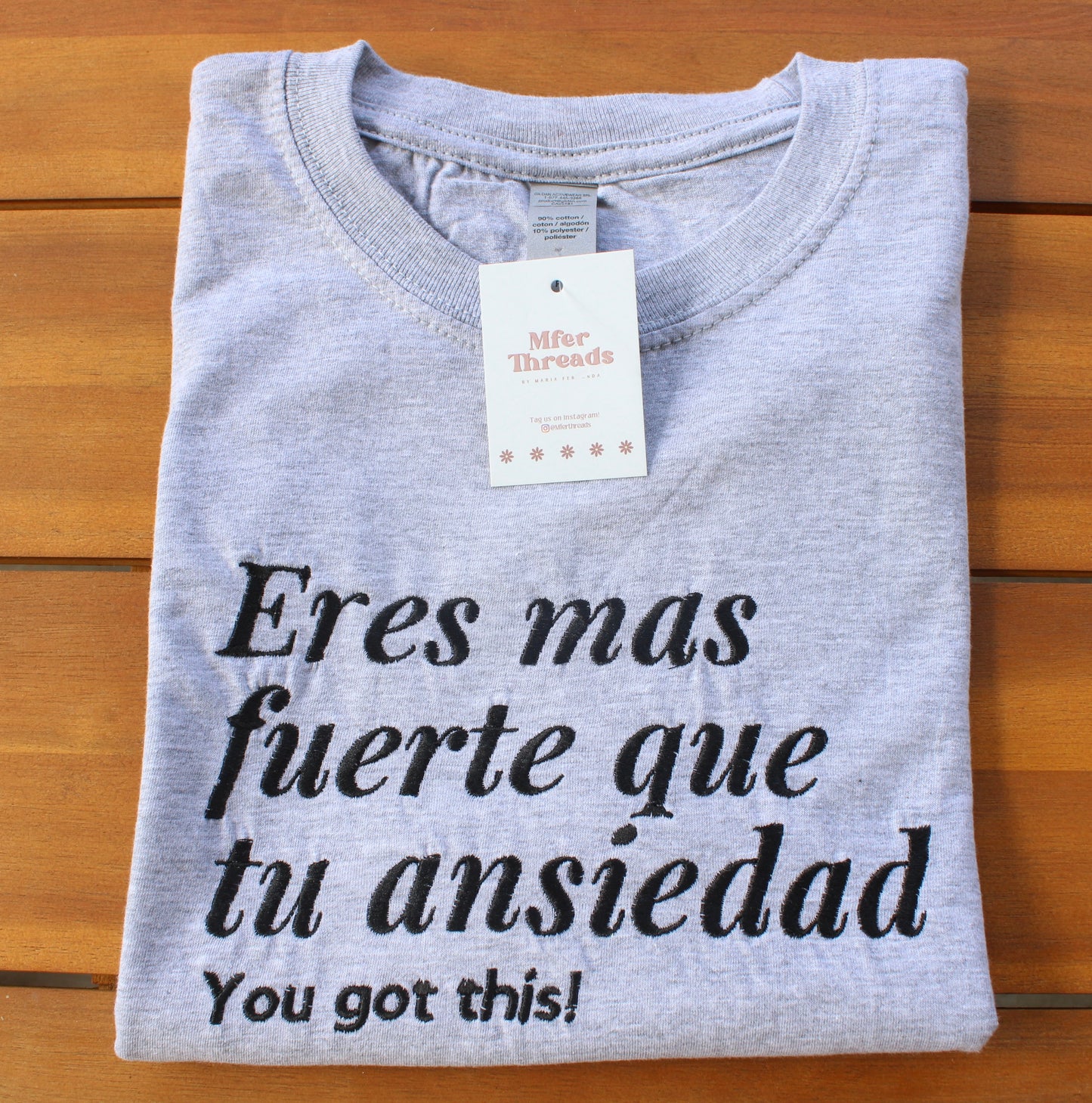 Eres fuerte embroidered T-shirt